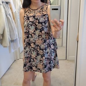 En Creme Floral Lattice Shift Dress